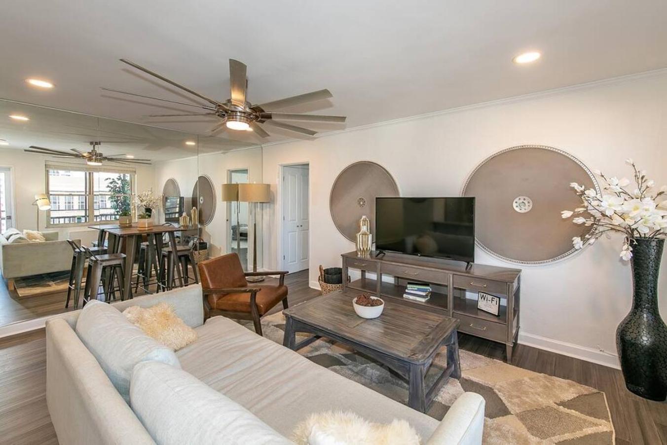 Stayatl High Rise Condo Downtown Atl With Views Атланта Экстерьер фото