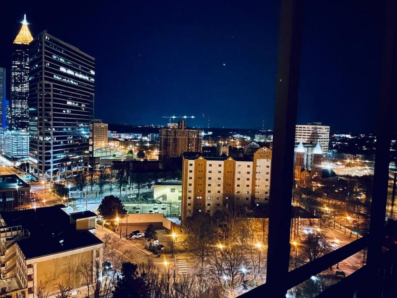 Stayatl High Rise Condo Downtown Atl With Views Атланта Экстерьер фото