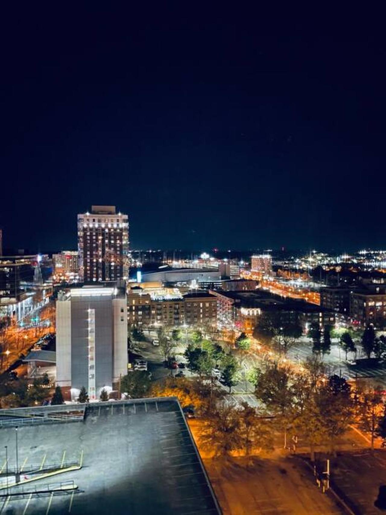 Stayatl High Rise Condo Downtown Atl With Views Атланта Экстерьер фото