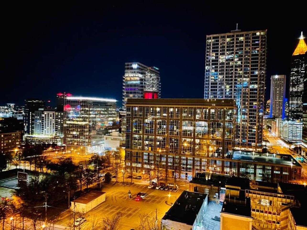 Stayatl High Rise Condo Downtown Atl With Views Атланта Экстерьер фото