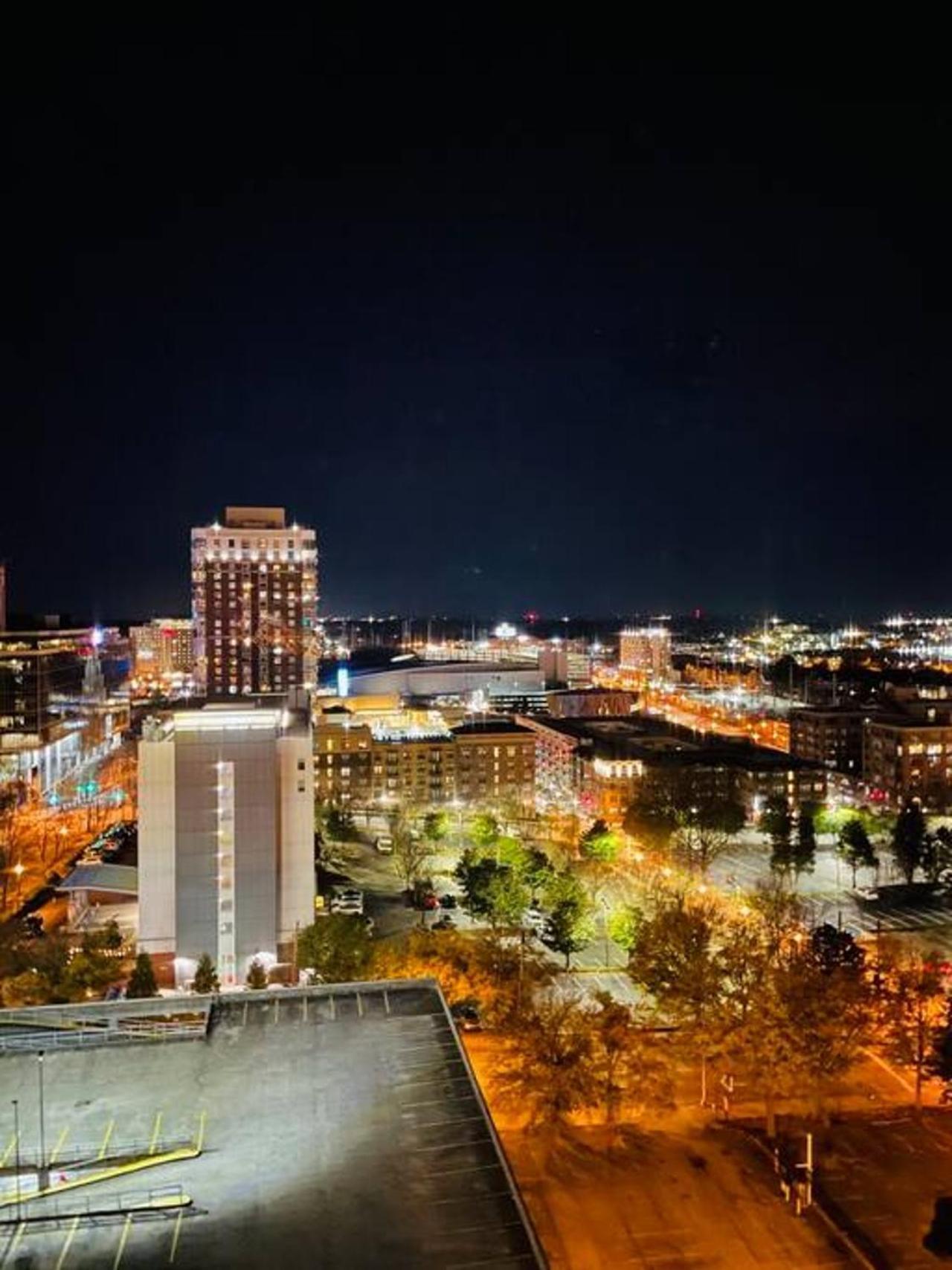 Stayatl High Rise Condo Downtown Atl With Views Атланта Экстерьер фото
